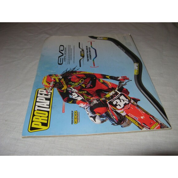 Dirt Rider Magazine March 2015 Motorcycle Nick Evennou 450cc MX Shootout - Picture 2 of 2